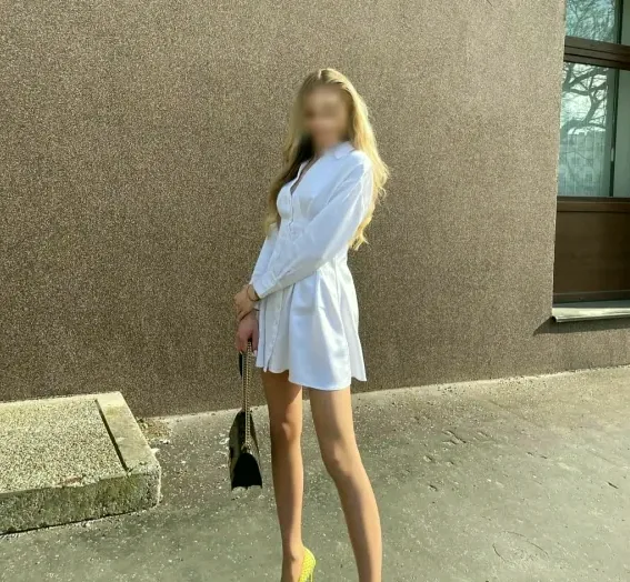 Alba, 28