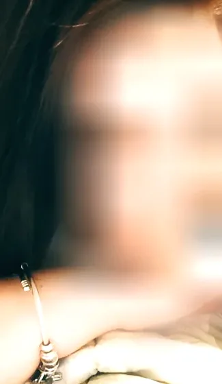Anna, 30