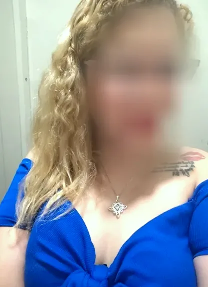 Astrid, 37
