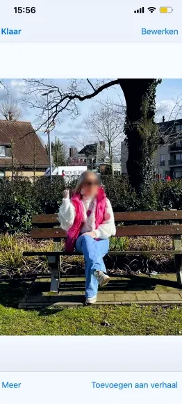 Emma, 26