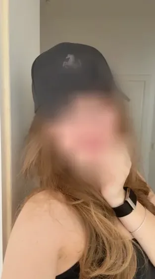 Johanne, 23