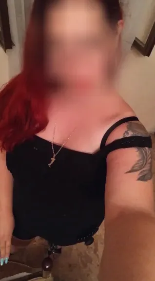 Josefine, 34