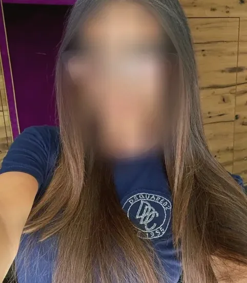 Katrine, 38