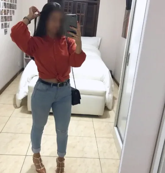 Lea, 34