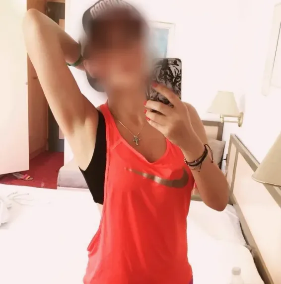 Liv, 28