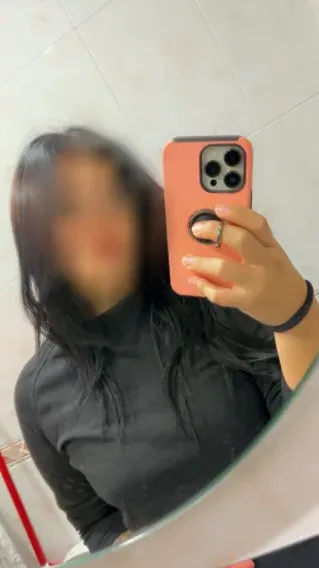 Mariam, 30