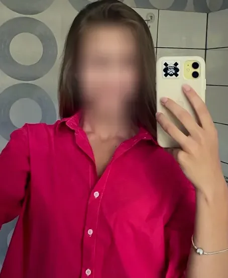 Marie, 27