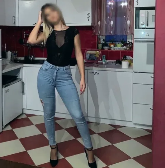 Mette, 24