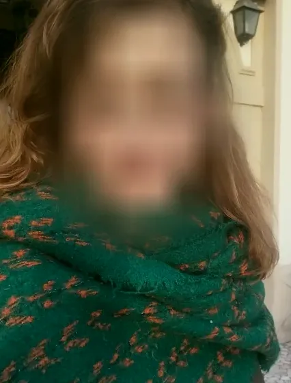 Nicoline, 38