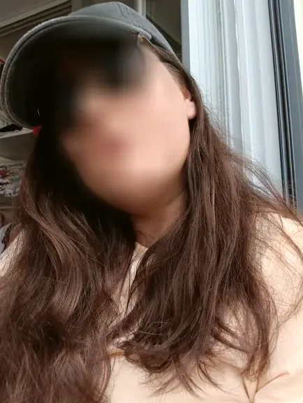 Nicoline, 32