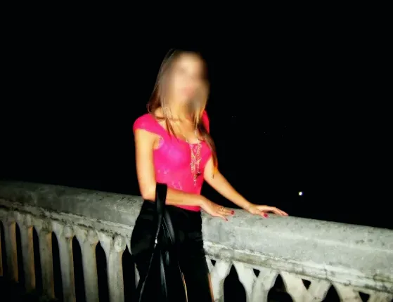 Selma, 33