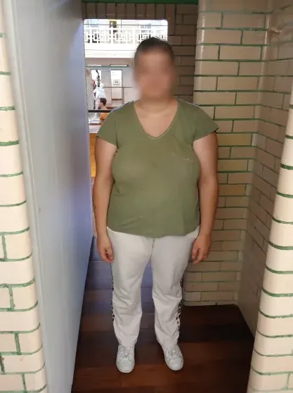 Signe, 23