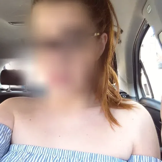 Sofie, 27